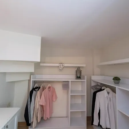 Chic 1 Bedroom Apt Wac In Cihangir Estambul