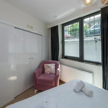 Apartamento Chic 1 Bedroom Apt Wac In Cihangir