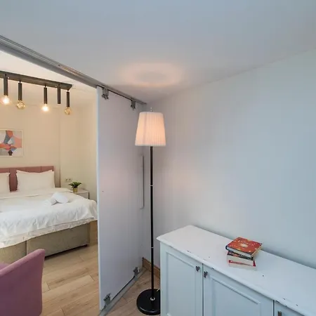 Chic 1 Bedroom Apt Wac In Cihangir * Estambul